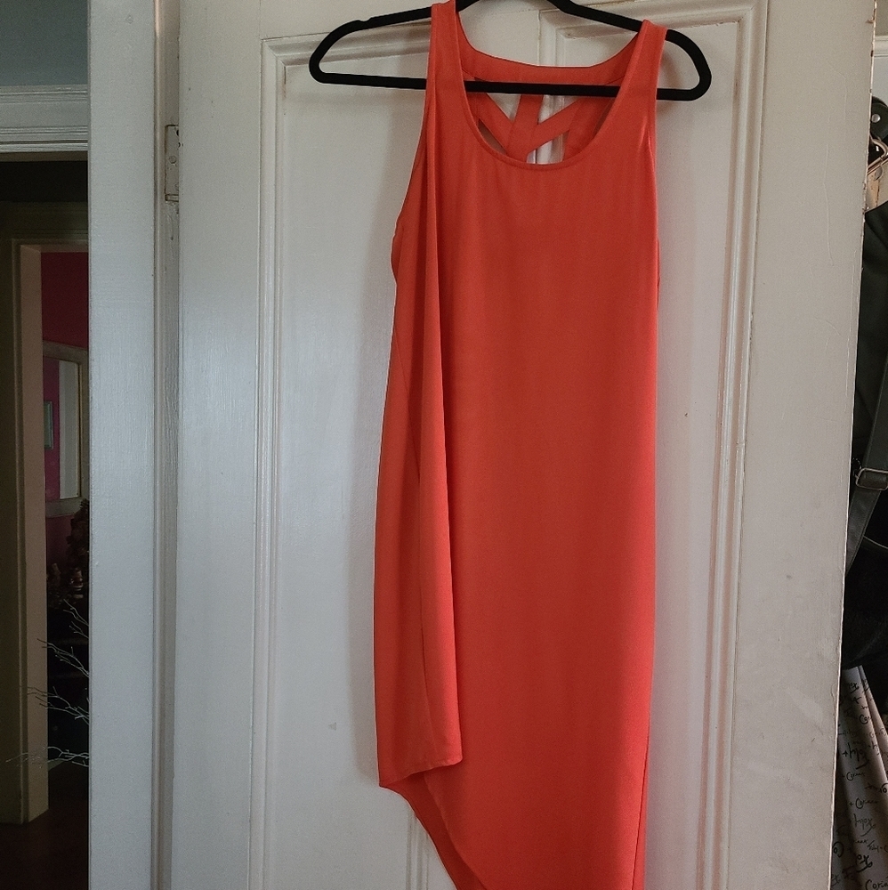 Dress Beautiful Summer Dreas  NWT Hp 🔥🔥🔥🔥